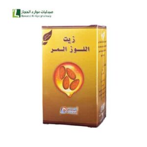 اللحيدان زيت اللوز المر 125 مل يُعد اللحيدان زيت اللوز المر 125 مل من المنتجات الطبيعية متعددة الاستخدامات التي تُستعمل على نطاق واسع في العناية بالجسم والبشرة والشعر، حيث يتم استخلاصه بعناية ليحافظ على خصائصه الطبيعية، ويُعرف بتركيبته المركزة التي جعلته خيارًا شائعًا في الاستخدامات التقليدية والتجميلية لما يمنحه من إحساس بالانتعاش والعناية المتوازنة. نظرة عامة عن المنتج اللحيدان زيت اللوز المر 125 مل يُستخدم كزيت موضعي طبيعي يتميز بقوامه الخفيف وسهولة توزيعه على الجلد، وقد اشتهر منذ القدم في العديد من الثقافات باستخداماته المتعددة للعناية بالجسم، حيث يساعد على تحسين ملمس البشرة ودعم العناية بالمناطق الجافة عند استخدامه بالطريقة الصحيحة وتحت الإرشادات المناسبة. اللحيدان زيت اللوز المر 125 مل يتم تحضيره وفق معايير تضمن الحفاظ على جودة الزيت ونقائه، مما يجعله مناسبًا للاستخدام الخارجي فقط، ويُستخدم عادة ضمن روتين العناية التقليدية أو التجميلية، مع الحرص على الالتزام بالتعليمات الموصى بها لتجنب أي استخدام غير مناسب. جدول المواصفات الأساسية اللحيدان زيت اللوز المر 125 مل يتمتع بخصائص واضحة تجعله مميزًا ضمن الزيوت الطبيعية، وفيما يلي جدول مبسط يوضح أهم مواصفاته: المادة الفعالة زيت اللوز المر زيت طبيعي مستخلص من اللوز المر يتميز بتركيبته المركزة ورائحته المميزة، ويُستخدم خارجيًا ضمن الاستخدامات التقليدية والتجميلية عند الالتزام بالإرشادات. الاستخدام خارجي فقط مخصص للاستعمال الموضعي على الجلد أو الشعر، ولا يُستخدم عن طريق الفم نظرًا لطبيعته المركزة. الشركة المصنعة اللحيدان علامة تجارية معروفة في مجال الزيوت والمنتجات الطبيعية، تحرص على تقديم منتجات بجودة مناسبة للاستخدام التقليدي. الميزات والفوائد اللحيدان زيت اللوز المر 125 مل يتميز بعدد من الخصائص التي جعلته خيارًا مفضلًا لدى الكثيرين في العناية التقليدية. يساعد على ترطيب البشرة الجافة عند استخدامه موضعيًا. يُستخدم ضمن روتين العناية بالجسم لتحسين ملمس الجلد. قوام زيتي يسهل فرده وتدليكه. مناسب للاستخدام الخارجي في العناية التقليدية. عبوة عملية بسعة مناسبة للاستخدام المتكرر. لماذا تستخدم اللحيدان زيت اللوز المر 125 مل اللحيدان زيت اللوز المر 125 مل يُستخدم عندما تكون الحاجة إلى منتج طبيعي ضمن روتين العناية الخارجية أمرًا مرغوبًا، خاصة للأشخاص الذين يفضلون الزيوت الطبيعية في العناية بالبشرة والجسم. اللحيدان زيت اللوز المر 125 مل يُعد خيارًا تقليديًا يُستخدم منذ زمن طويل في بعض الاستخدامات الشعبية، ويُقبل عليه من يبحثون عن منتجات طبيعية خالية من التعقيد الصناعي عند الالتزام بالاستخدام الصحيح. دواعي الاستعمال اللحيدان زيت اللوز المر 125 مل يُنصح باستخدامه في عدة أغراض خارجية متعلقة بالعناية بالجسم. ترطيب بعض مناطق الجلد الجافة. التدليك الموضعي للجسم. العناية التقليدية بالبشرة. الاستخدام الخارجي ضمن وصفات العناية الشعبية. طريقة الاستخدام اللحيدان زيت اللوز المر 125 مل يُستخدم عن طريق وضع كمية قليلة على المنطقة المراد العناية بها مع التدليك بلطف حتى يتم توزيعه بشكل متساوٍ. اللحيدان زيت اللوز المر 125 مل يُف